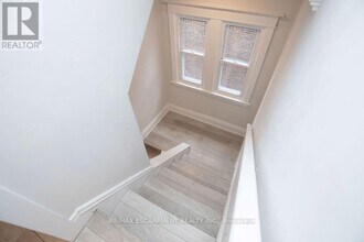 22 Prospect St S in Hamilton, ON - Building Photo - Building Photo
