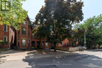 103 Gloucester St in Toronto, ON - Building Photo - Building Photo