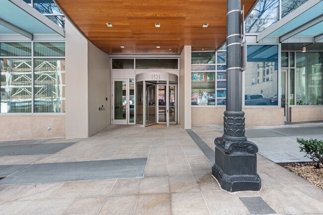 1521 2nd Ave in Seattle, WA - Building Photo - Building Photo