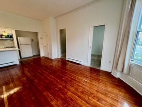 591 Beacon St in Boston, MA - Building Photo - Building Photo
