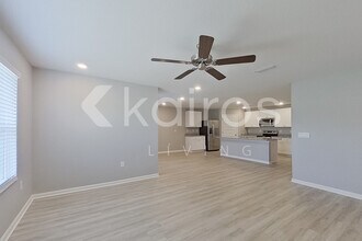 4624 Malay Cir in Pace, FL - Building Photo - Building Photo