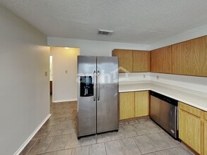 5407 Colton Creek in San Antonio, TX - Building Photo - Building Photo