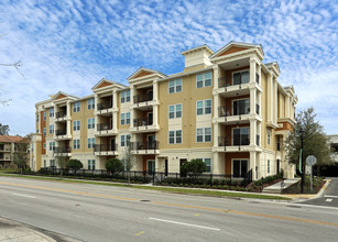 Village Park Senior in Winter Park, FL - Building Photo - Building Photo