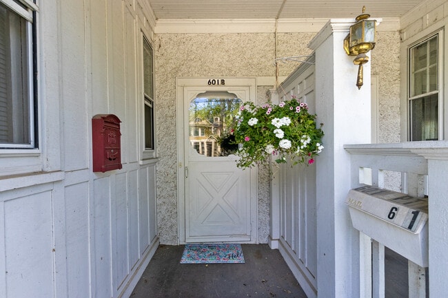 601 S Walnut St, Unit Historical Haven