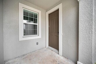 18200 Pleasantview Blvd in Land O Lakes, FL - Building Photo - Building Photo