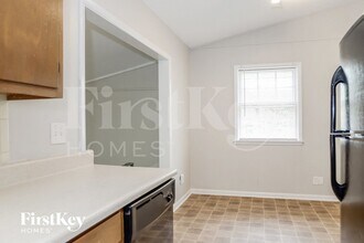 5106 S Grand Ave in Independence, MO - Building Photo - Building Photo