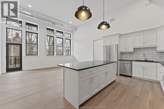 247 Brock St in Amherstburg, ON - Building Photo - Building Photo