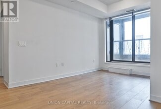 2920 Hwy 7 in Vaughan, ON - Building Photo - Building Photo