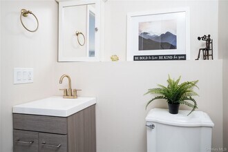 1099 US-9W in Nyack, NY - Building Photo - Building Photo