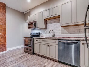 122 N Evaline St in Pittsburgh, PA - Building Photo - Building Photo