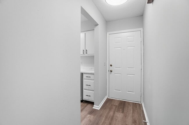812 Villa Park Ct in Fort Wayne, IN - Building Photo - Building Photo