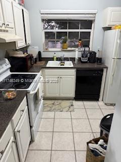 1821 NW 96th Terrace in Pembroke Pines, FL - Building Photo
