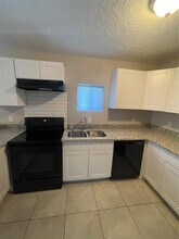 5006 Ridgeway Dr in Houston, TX - Building Photo - Building Photo