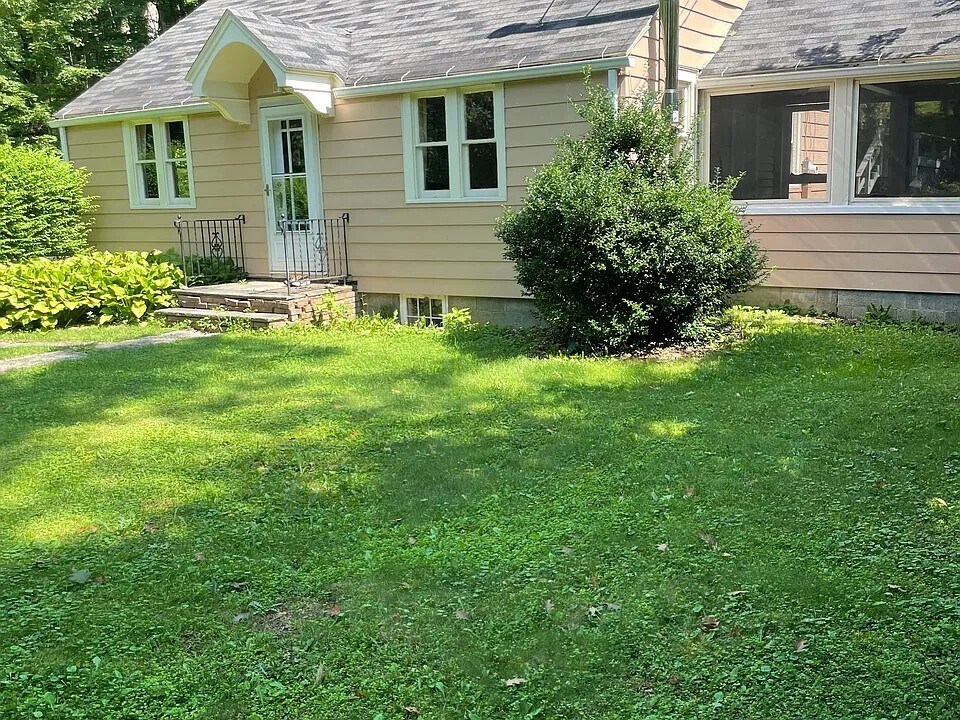 387 Brooktondale Rd in Brooktondale, NY - Building Photo