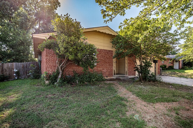 412 NW 69th St in Lawton, OK - Building Photo - Building Photo