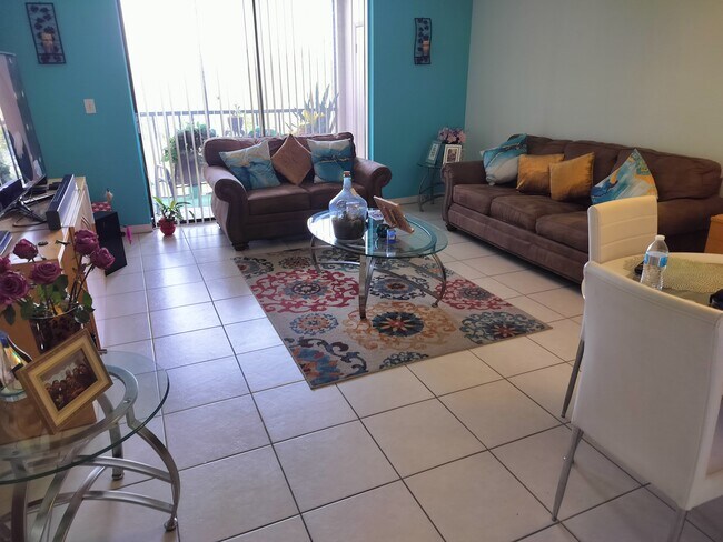 8760 SW 133rd Ave, Unit Horizons West in Miami, FL - Building Photo - Building Photo