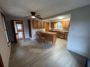 430 Market St in Newport, PA - Building Photo - Building Photo