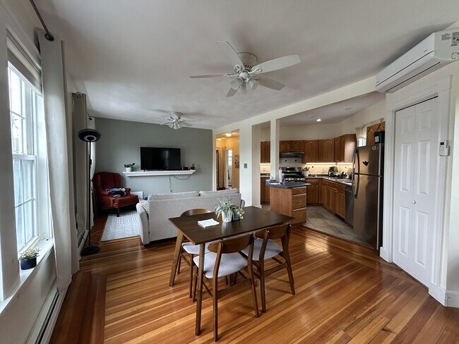 340 Putnam Ave, Unit 3 in Cambridge, MA - Building Photo - Building Photo