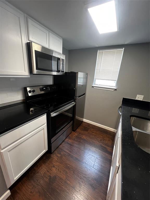 property at 912 W 22 1/2 St