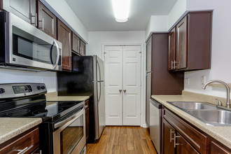 Crown Colony Apartments in Topeka, KS - Building Photo - Interior Photo