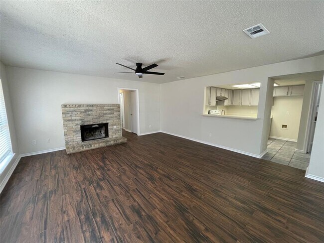 1231 Armadillo Rd in Austin, TX - Building Photo - Building Photo