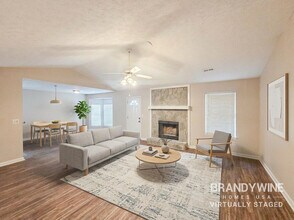 2900 Rosecommons Dr in Hampton, GA - Building Photo - Building Photo