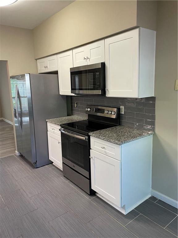 property at 2295 Fairways Ct