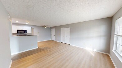 5347 Cypress Chase in Columbus, OH - Building Photo - Building Photo