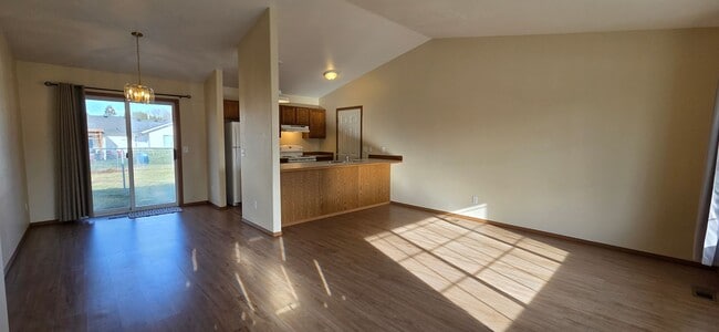 229 E Orchard Ave in Hayden, ID - Building Photo - Building Photo