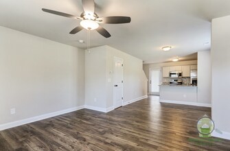 107 Sitton Dr in Easley, SC - Building Photo - Building Photo