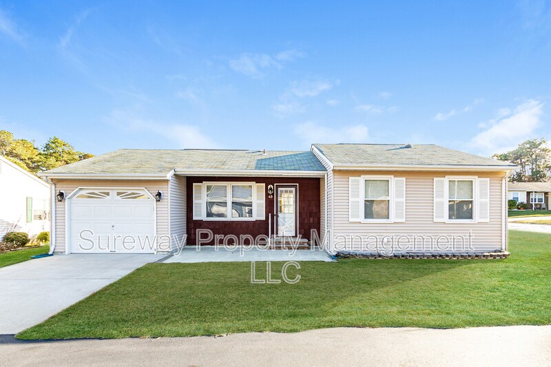 49 Westport Dr in Manchester Township, NJ - Building Photo
