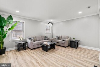 10530 Scaggsville Rd in Laurel, MD - Building Photo - Building Photo