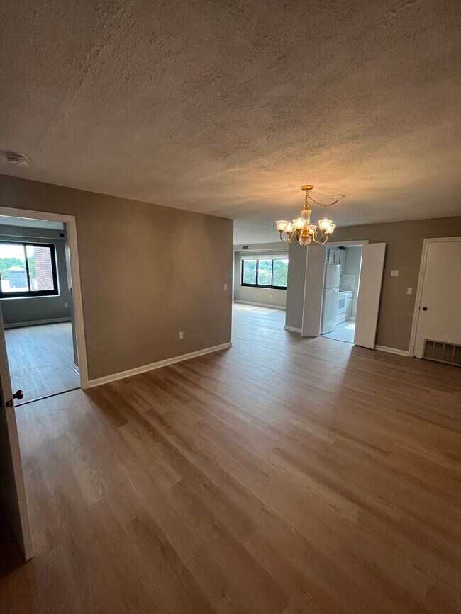 2130 Massachusetts Ave, Unit 7A