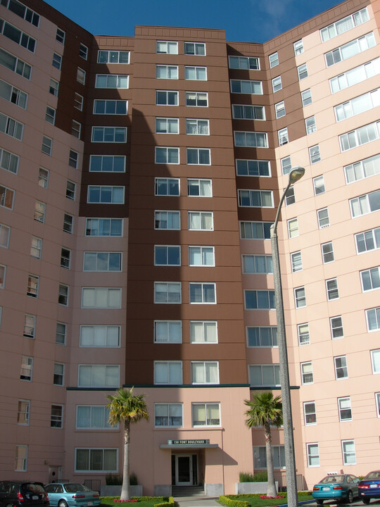 150 Font Boulevard in San Francisco, CA - Building Photo