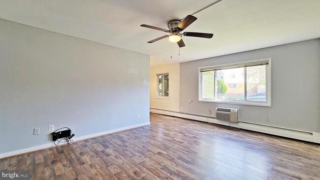 2301 6th St S in Arlington, VA - Foto de edificio - Building Photo