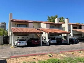 3418 N 12th Pl, Unit 101 in Phoenix, AZ - Building Photo