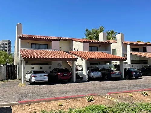 3418 N 12th Pl, Unit 101 in Phoenix, AZ - Foto de edificio