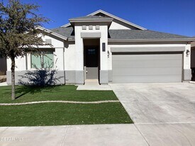 1087 Brass Hl Ave in Sunland Park, NM - Building Photo