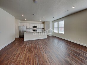 6084 W Copper Hawk Dr in South Jordan, UT - Building Photo - Building Photo