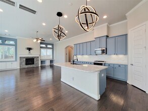 935 W Lacey Garden Loop in Houston, TX - Building Photo - Building Photo