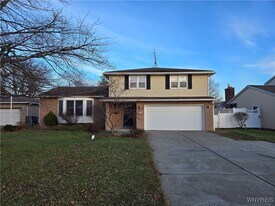 161 Foxpoint W in Buffalo, NY - Building Photo