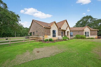 7030 Pisklak Rd in Richmond, TX - Building Photo - Building Photo