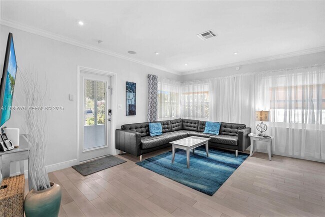 property at 1535 Jackson St