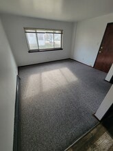 6535 Beloit Rd in West Allis, WI - Building Photo - Building Photo