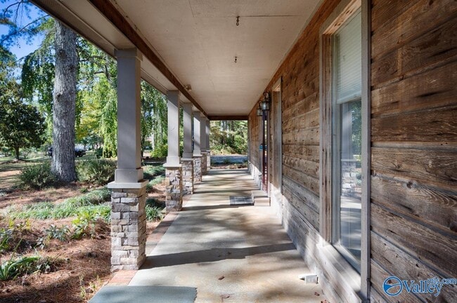 1307 Lindsay Ln S in Athens, AL - Building Photo - Building Photo