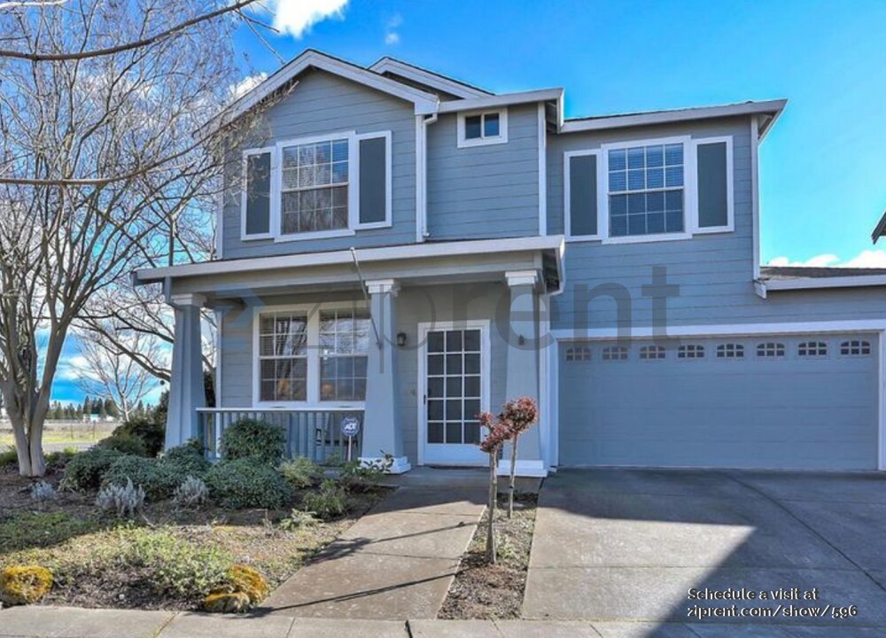 3904 New Zealand Ave in Santa Rosa, CA - Building Photo