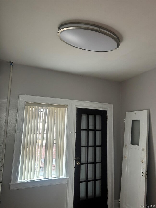 594 E 38th St in Brooklyn, NY - Building Photo - Building Photo