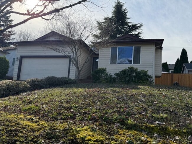 577 Sunwood Dr NW in Salem, OR - Building Photo - Building Photo