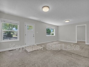 14 Wilson Ave in Murray, UT - Building Photo - Building Photo