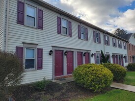 665 Brunnerville Rd in Lititz, PA - Building Photo